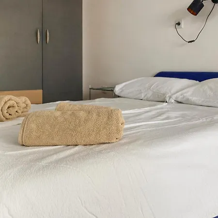 度假居 Three-bedroom With Sea View In Okrug Donji