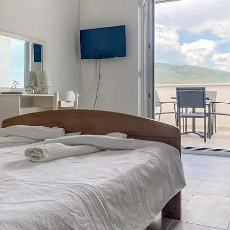 Three-bedroom With Sea View In Okrug Donji 度假居 多吉奥科如
